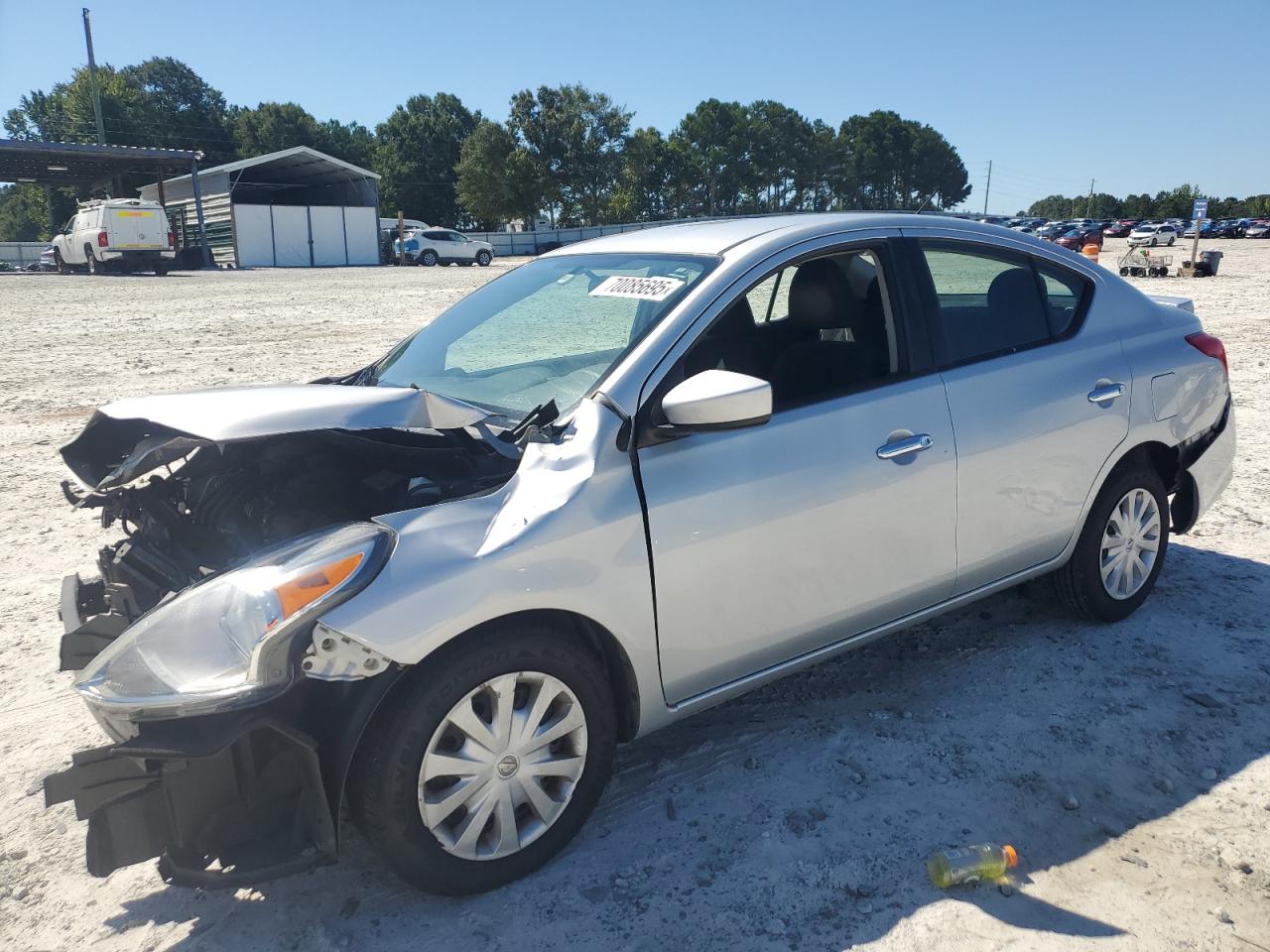 NISSAN VERSA S