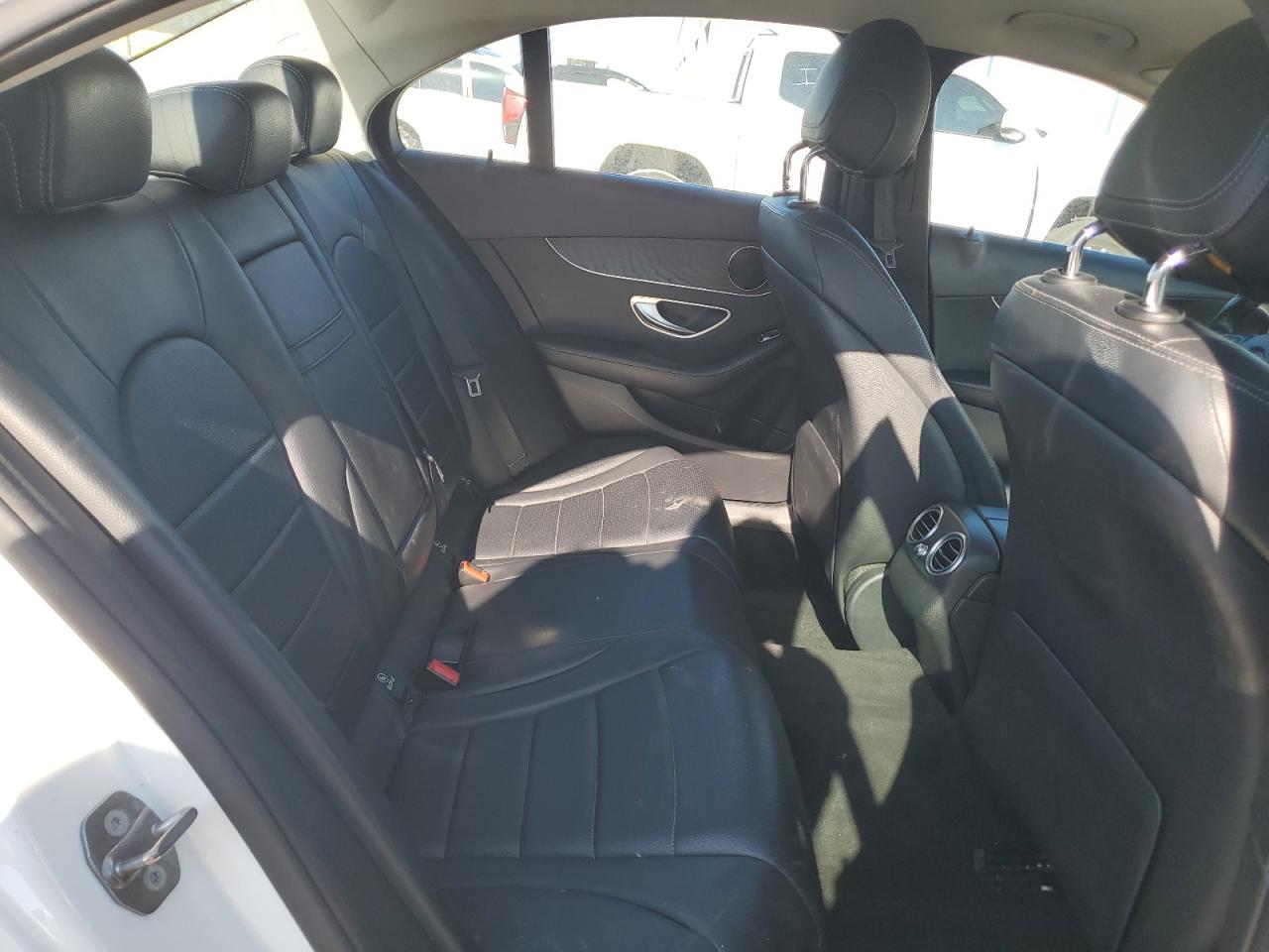 MERCEDES-BENZ C-CLASS 300