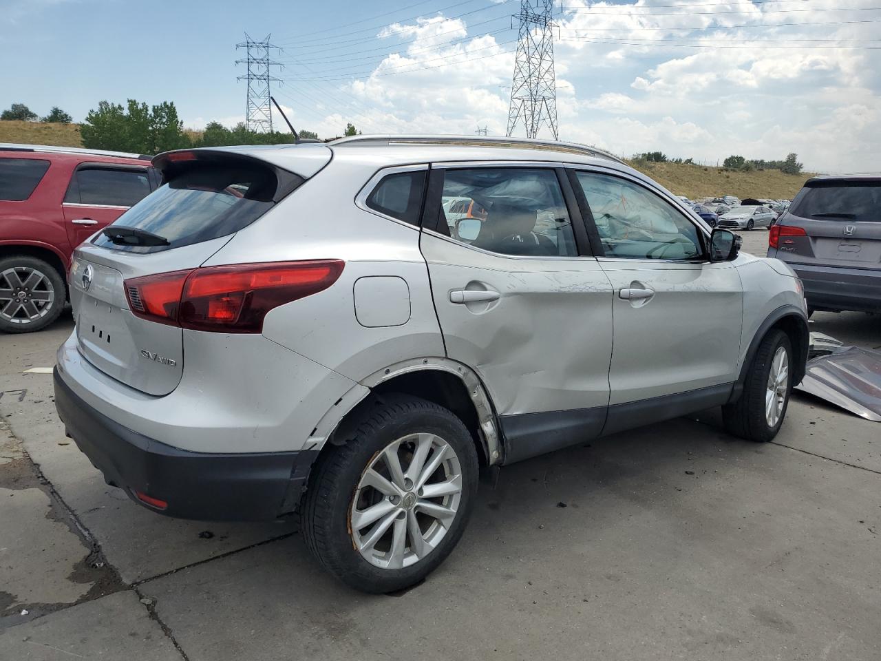 NISSAN ROGUE SPORT S