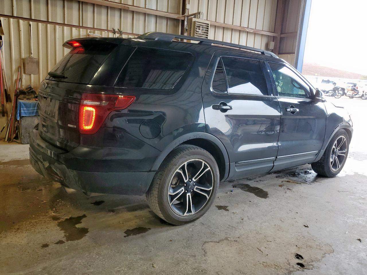 FORD EXPLORER SPORT