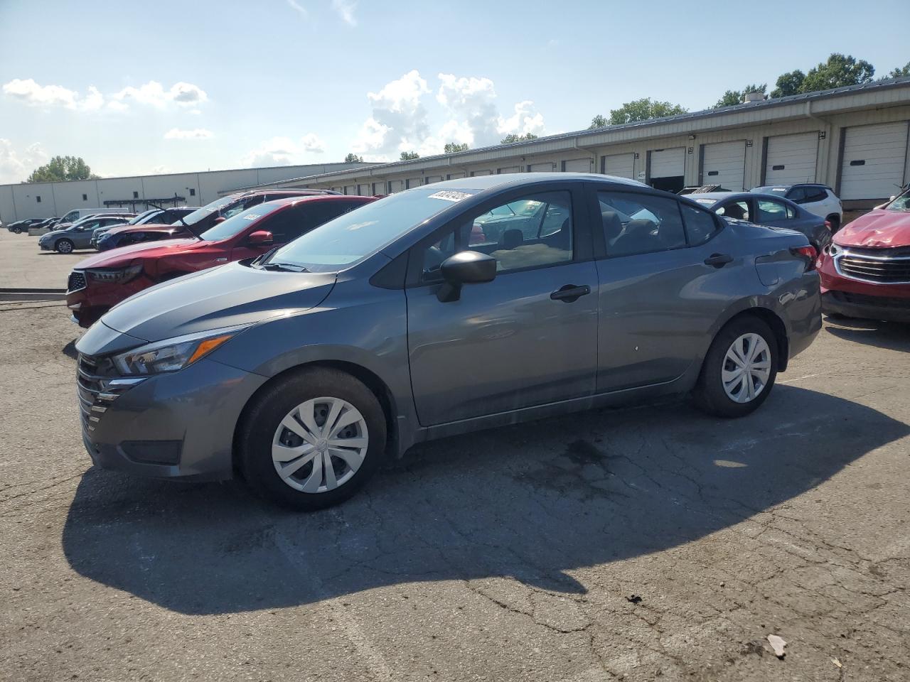 NISSAN VERSA S