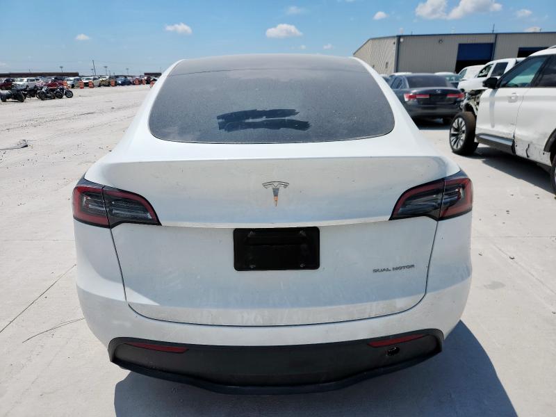 2024 TESLA MODEL Y 7SAYGDEE5RA255185