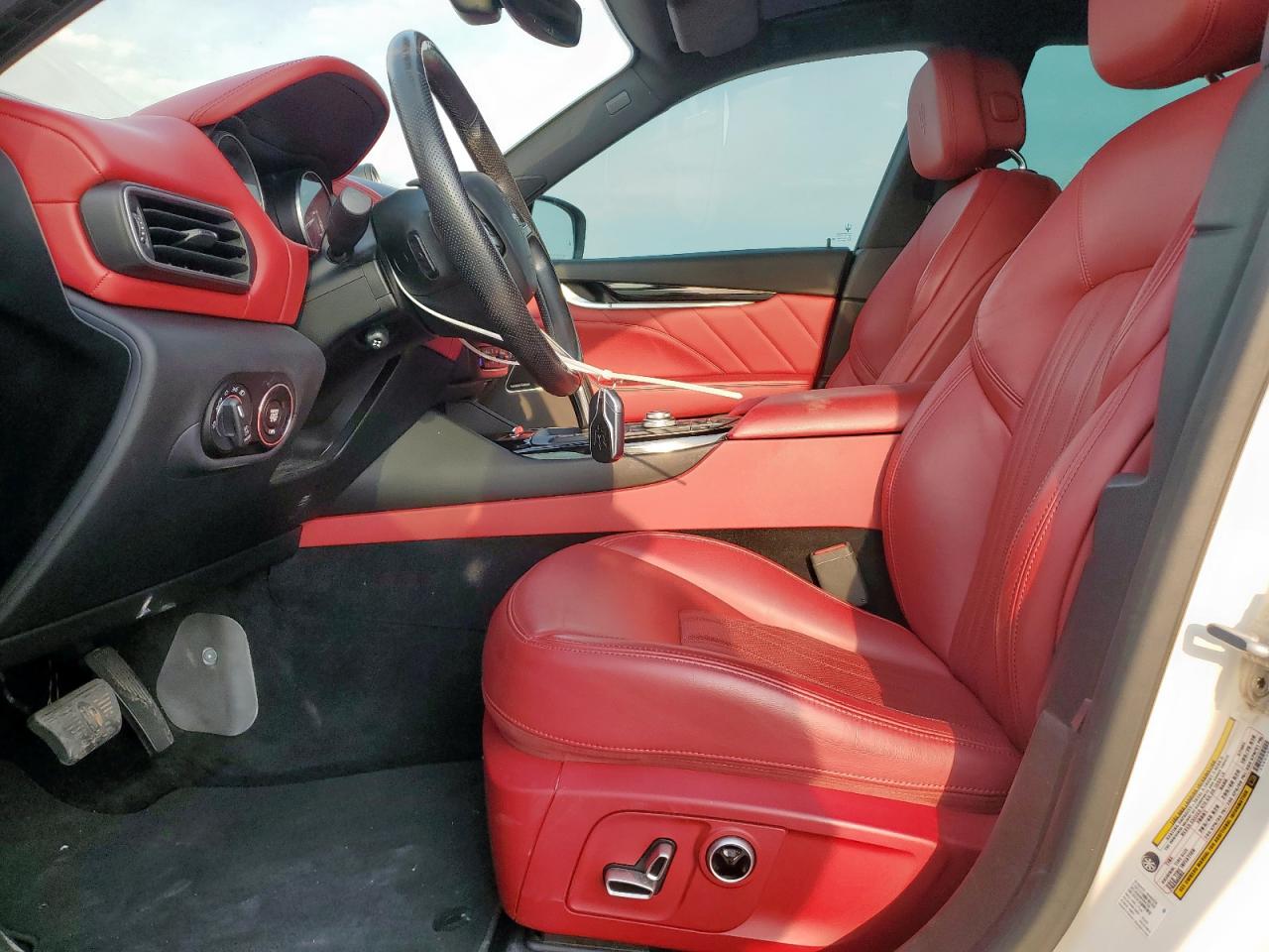 MASERATI LEVANTE MODENA