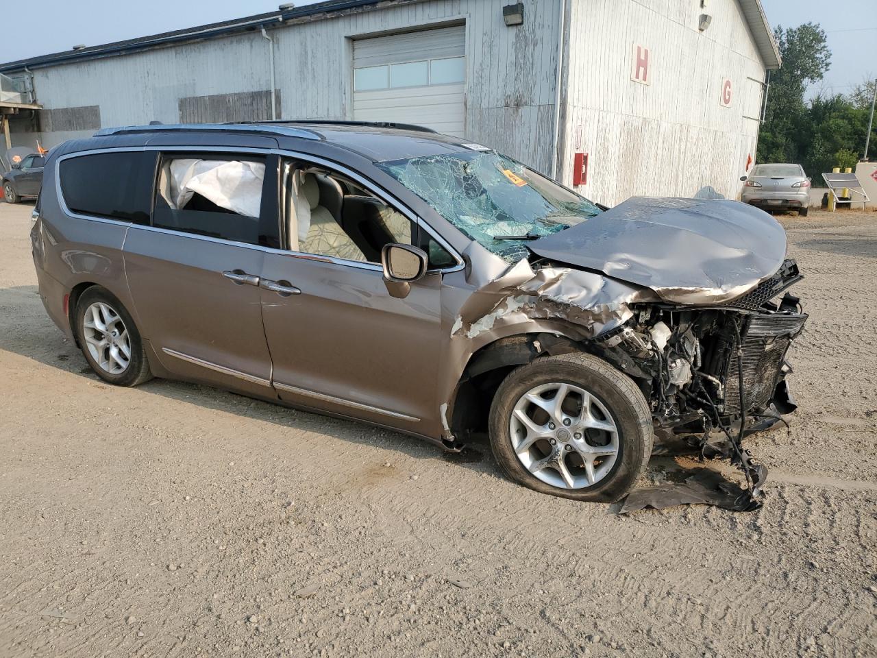 CHRYSLER PACIFICA TOURING L PLUS