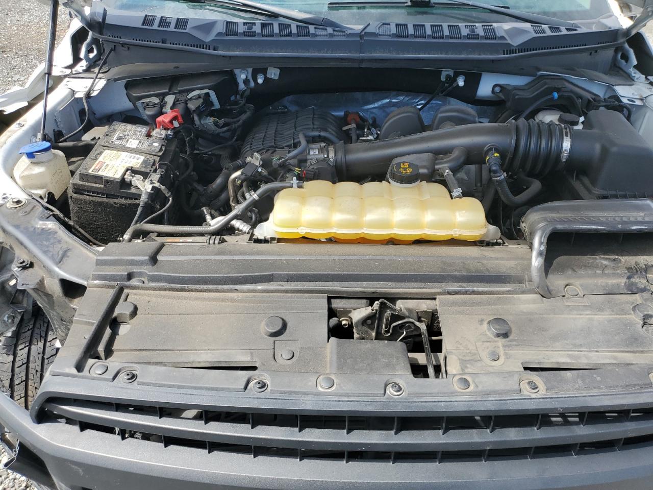 FORD F-150 SUPER CAB