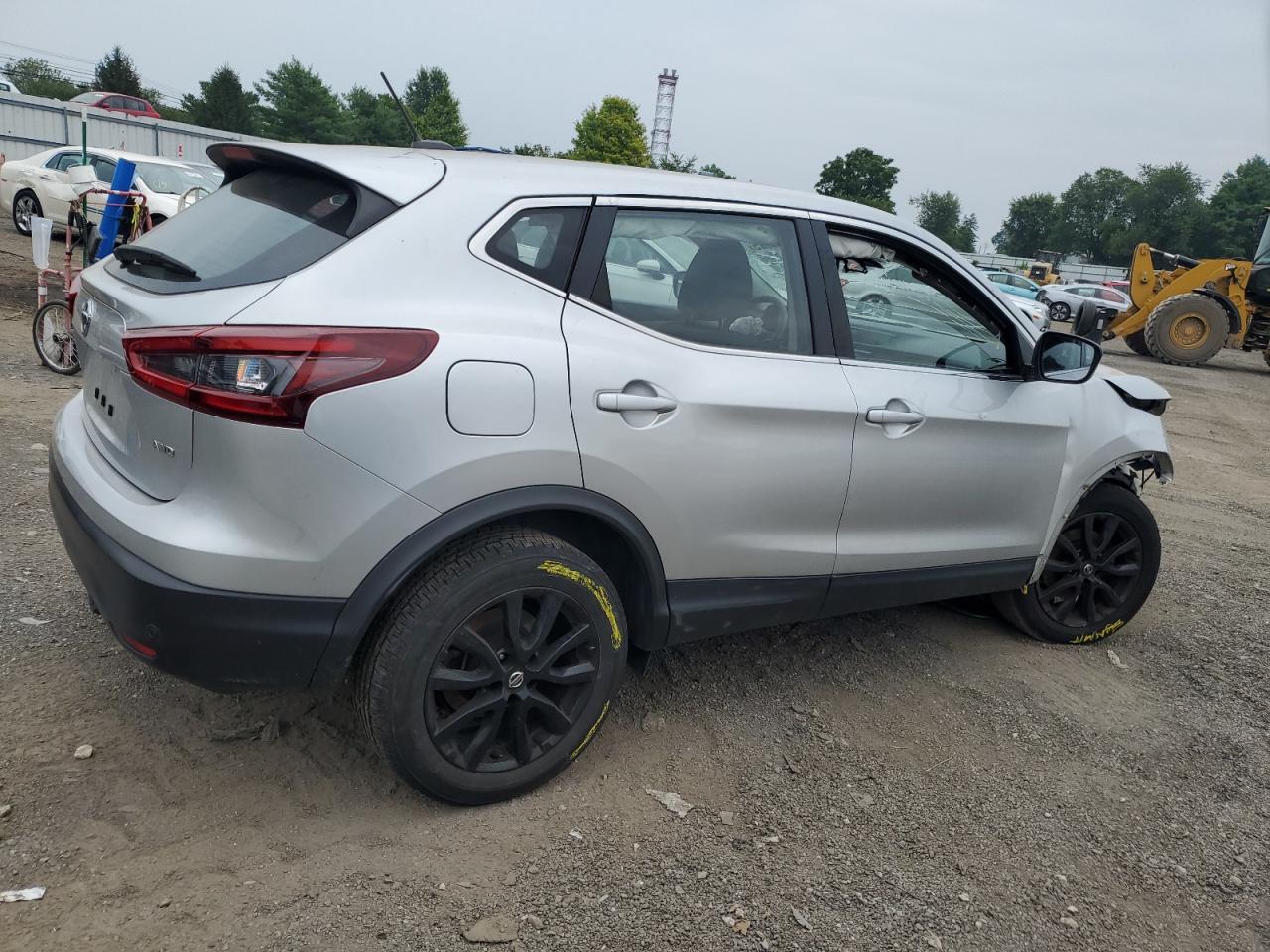 NISSAN ROGUE SPORT S