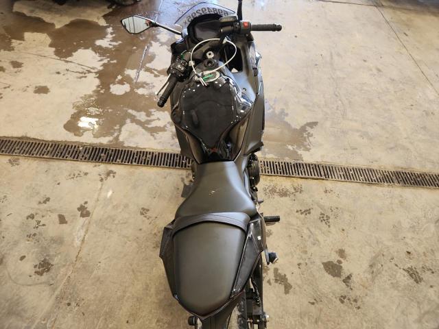 2025 KAWASAKI EX650 R ML5EXER11SDAG0741