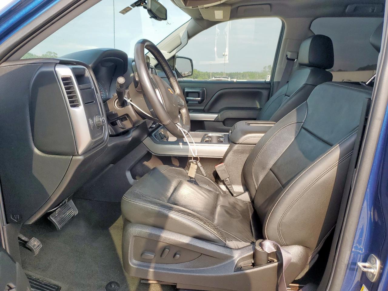 CHEVROLET SILVERADO C1500 LT