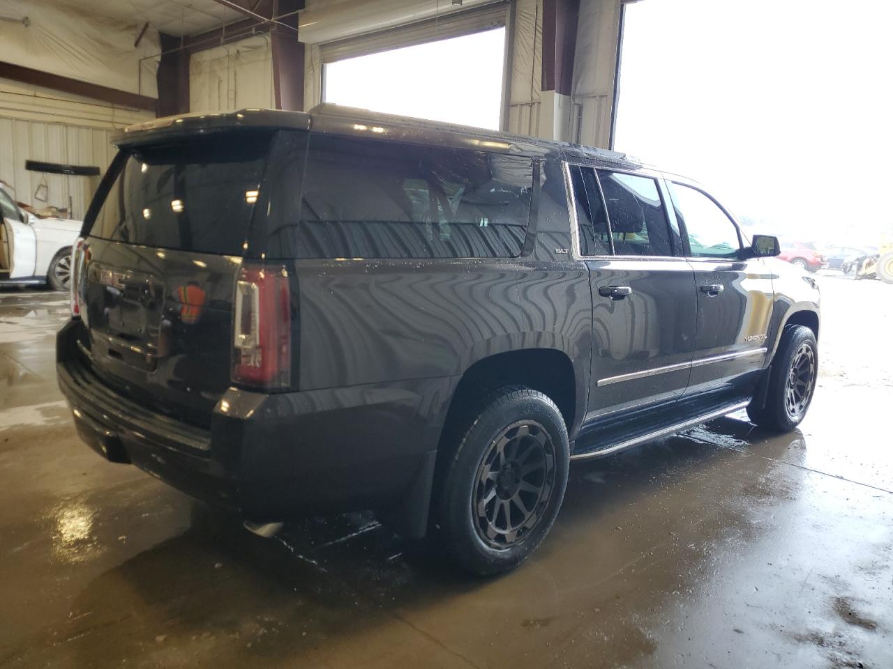 GMC YUKON K1500 SLT