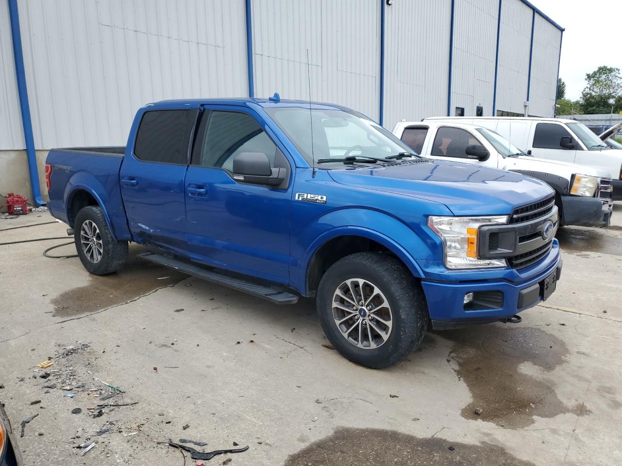 FORD F-150 SUPERCREW