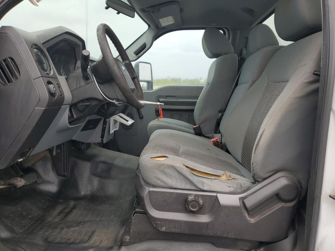 FORD F-550 SUPER DUTY