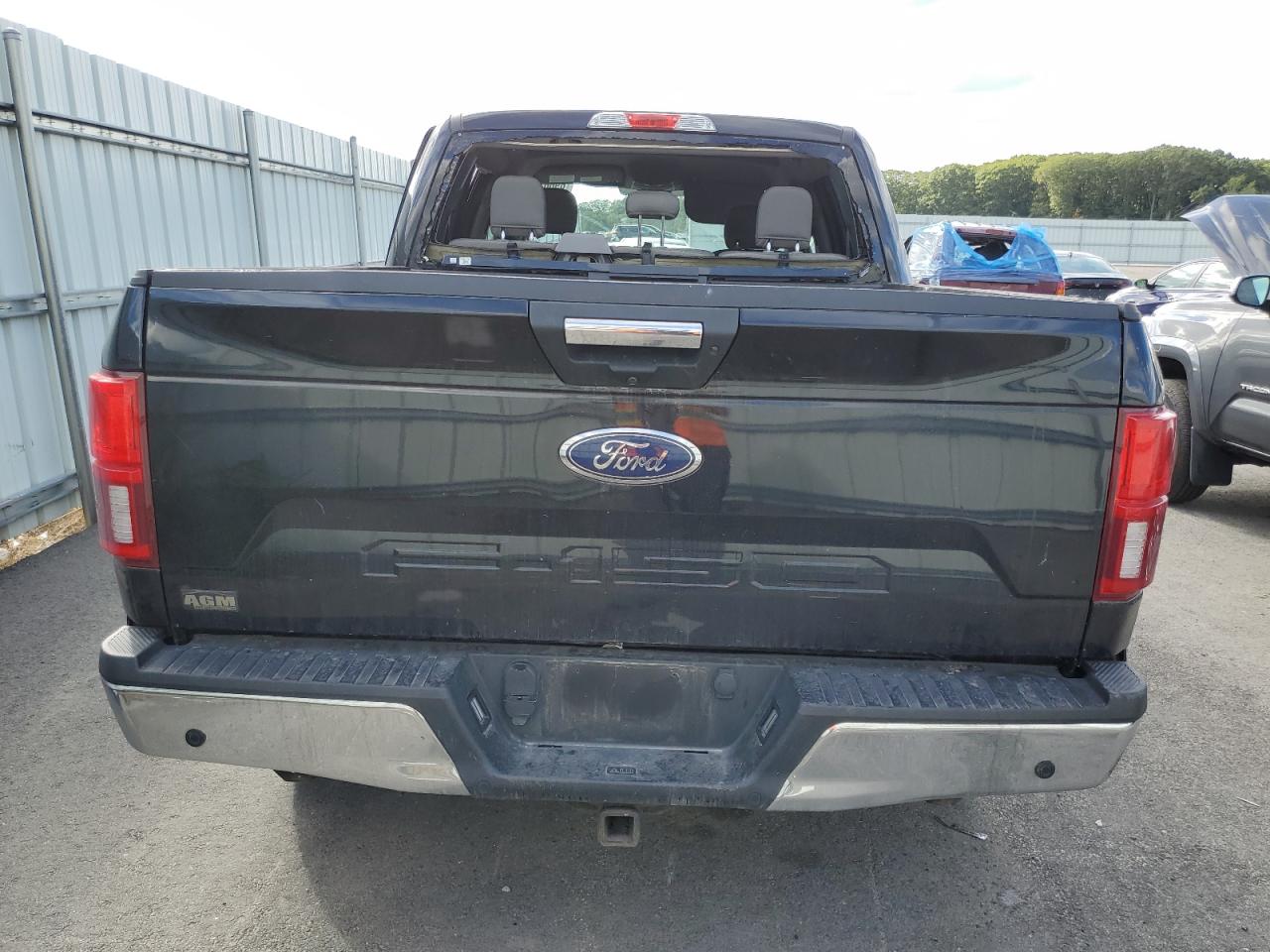 FORD F-150 SUPERCREW