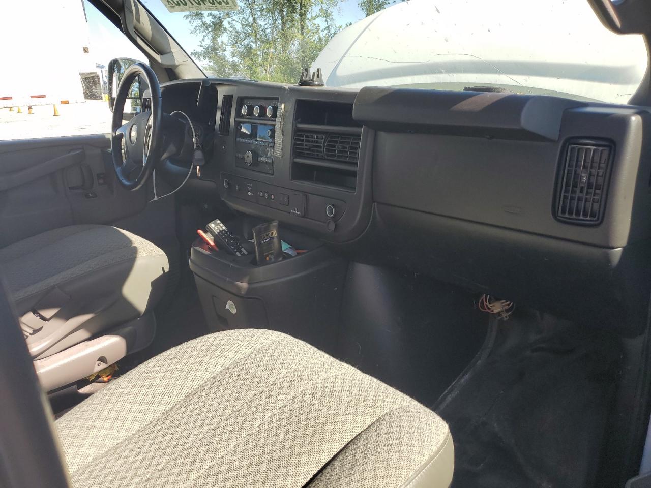 CHEVROLET EXPRESS G2500