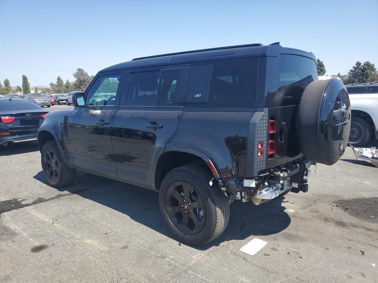 LAND ROVER DEFENDER 110 S