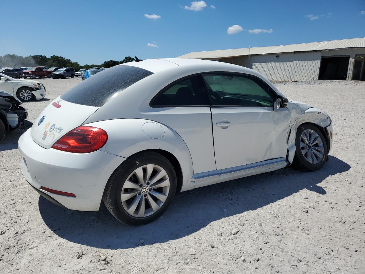 VOLKSWAGEN BEETLE