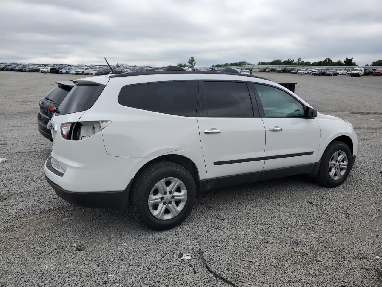 CHEVROLET TRAVERSE LS