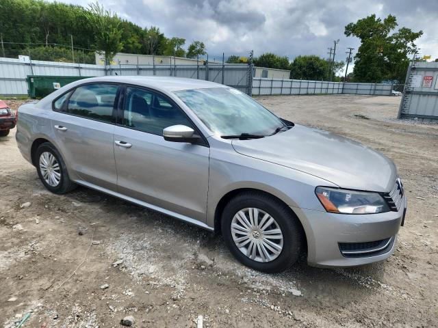 2014 VOLKSWAGEN PASSAT S - 1VWAP7A39EC013852