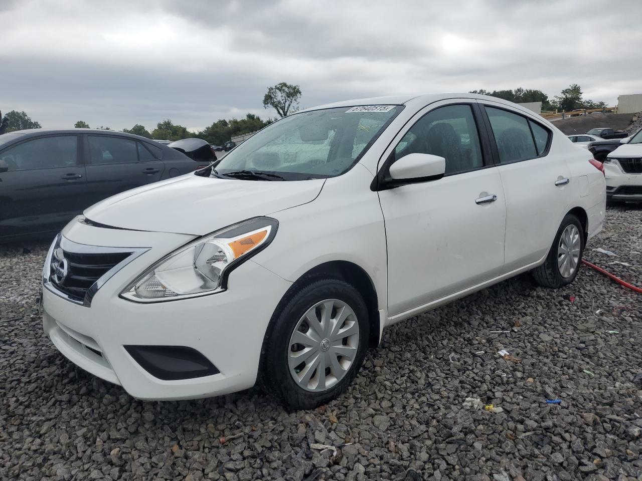 NISSAN VERSA S