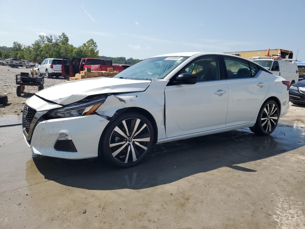 NISSAN ALTIMA SR
