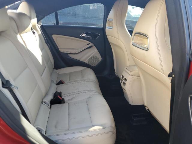 2015 MERCEDES-BENZ CLA 250 4M WDDSJ4GB8FN265402