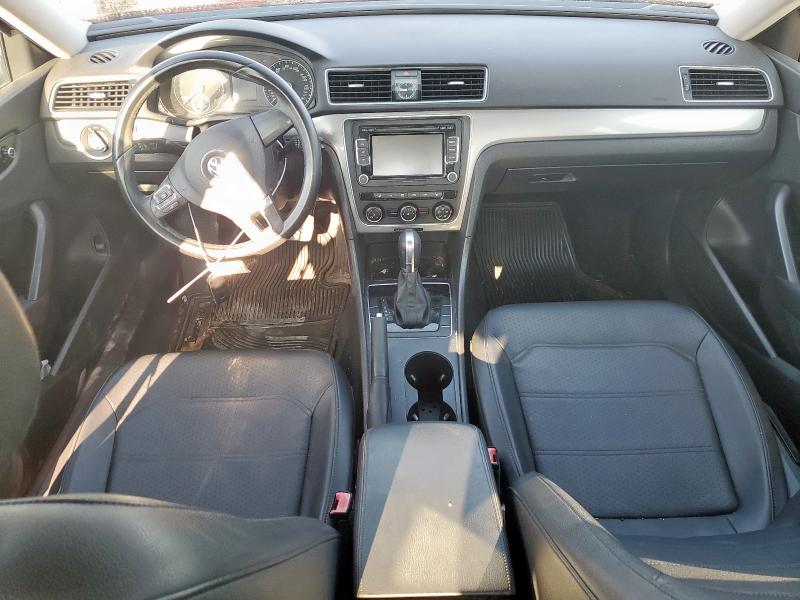 2015 VOLKSWAGEN PASSAT S - 1VWAT7A38FC012219