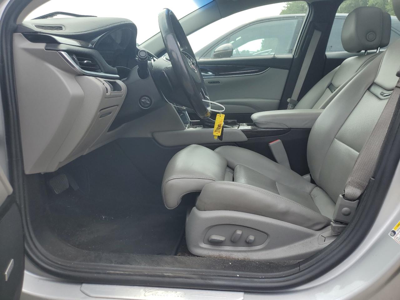 CADILLAC XTS LUXURY COLLECTION