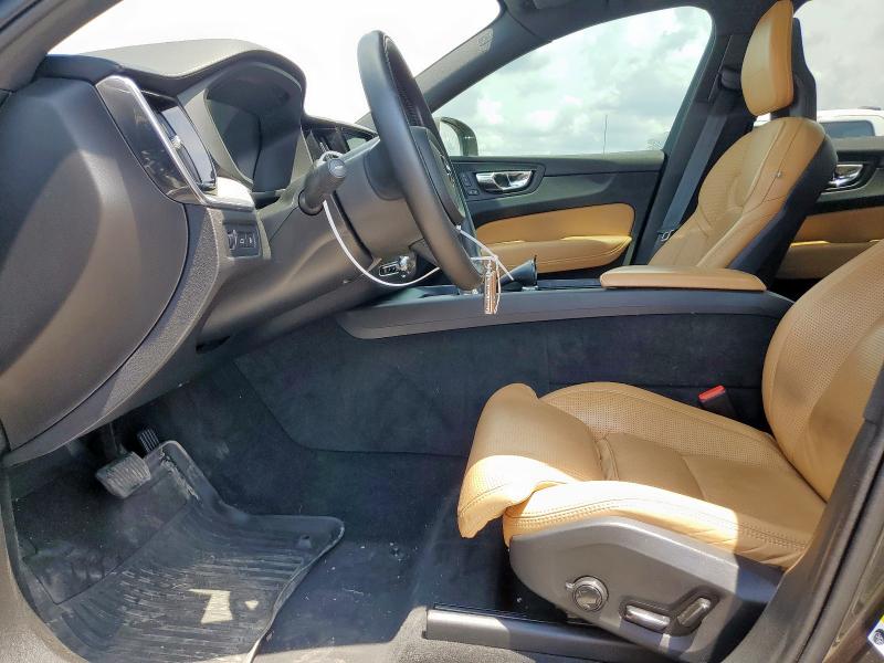2018 VOLVO XC60 T8 IN YV4BR0DL8J1062158