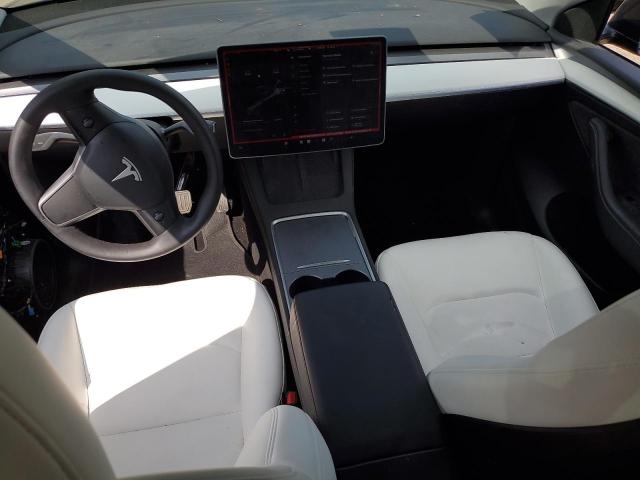 2024 TESLA MODEL Y 7SAYGAEE3RF017742