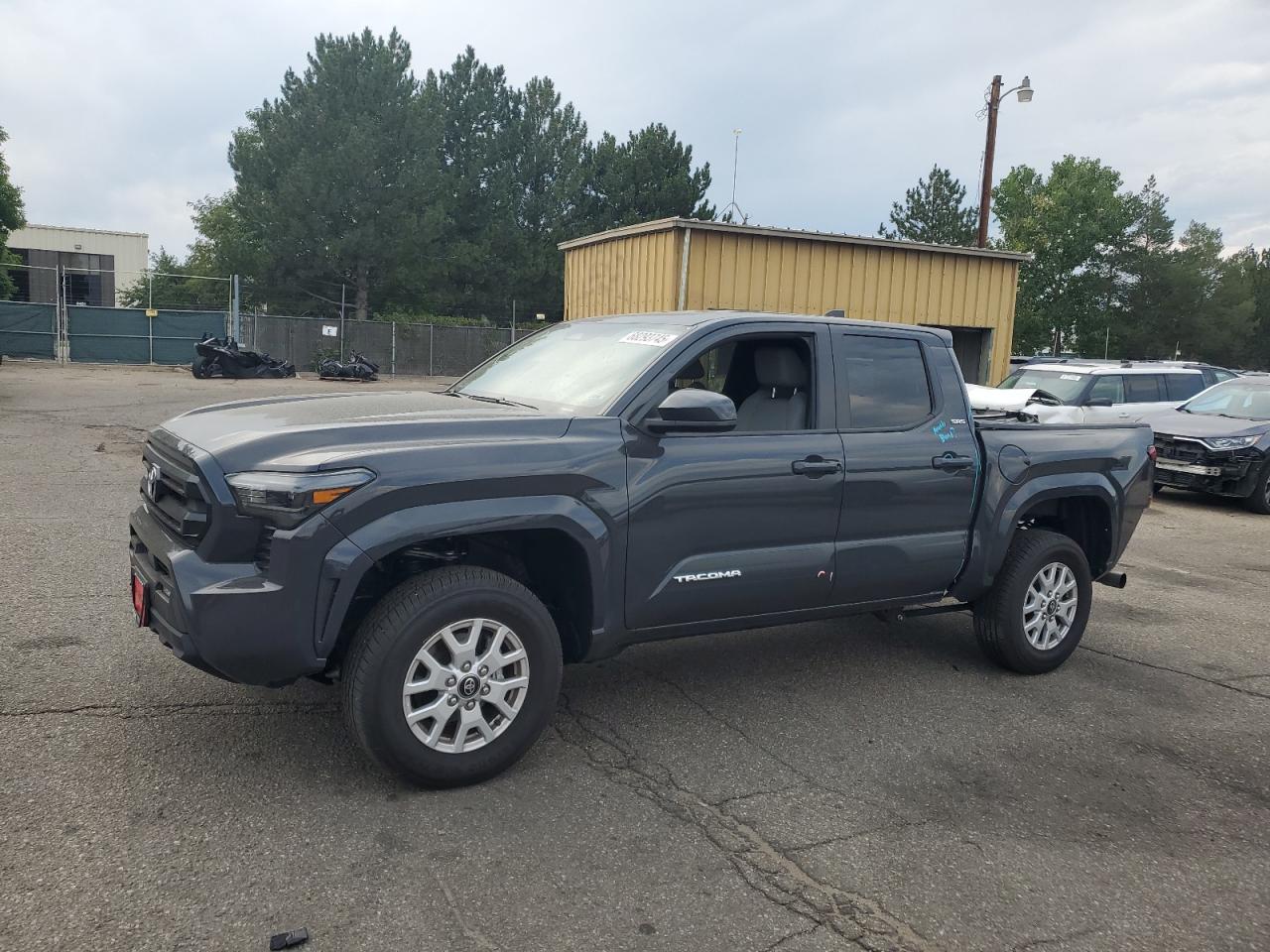 TOYOTA TACOMA DOUBLE CAB