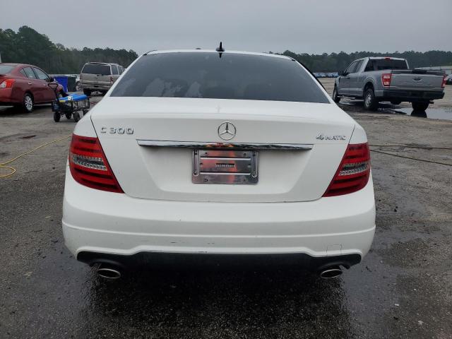 2014 MERCEDES-BENZ C 300 4MAT - WDDGF8AB6EG193495