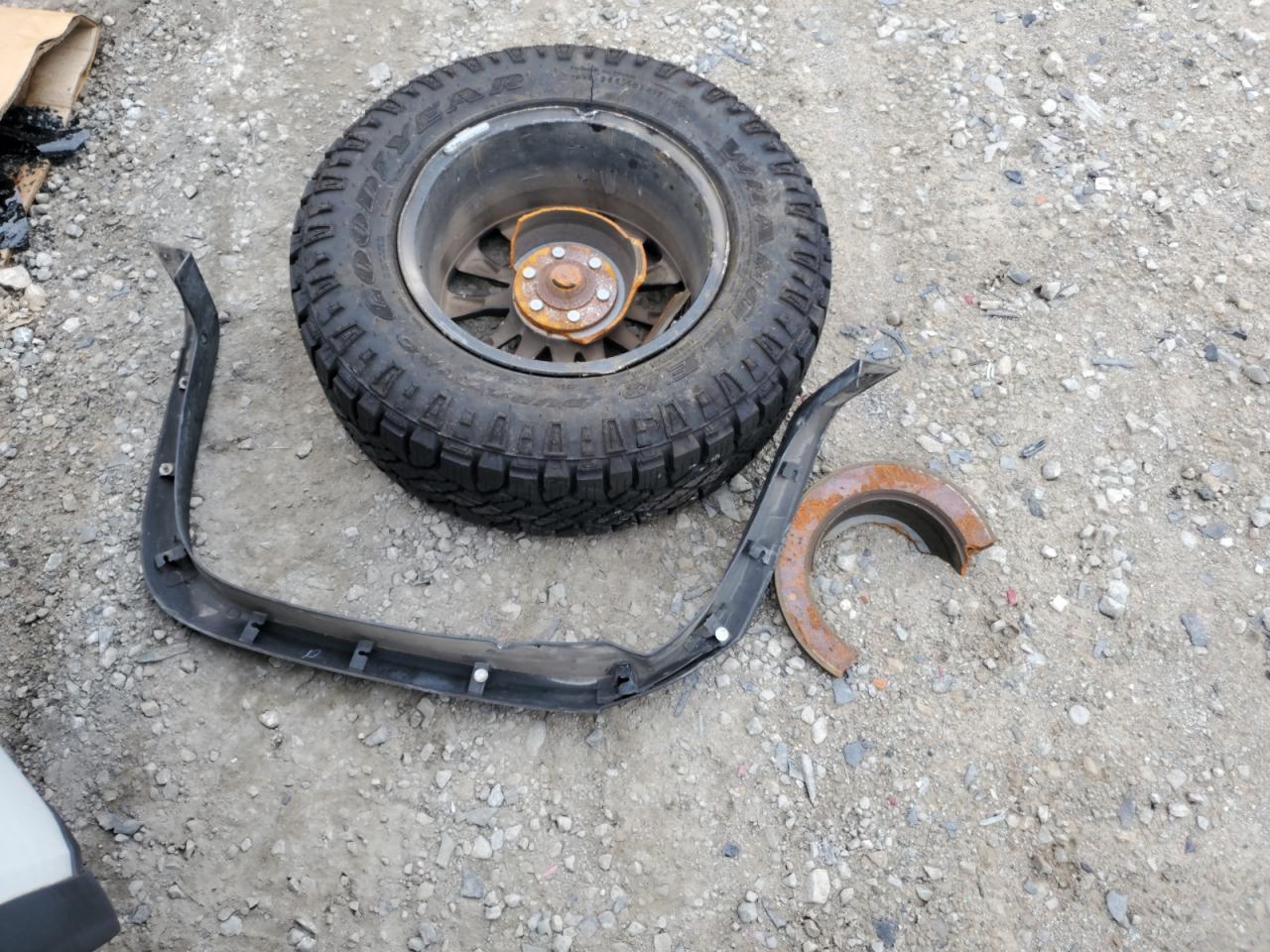 CHEVROLET COLORADO ZR2