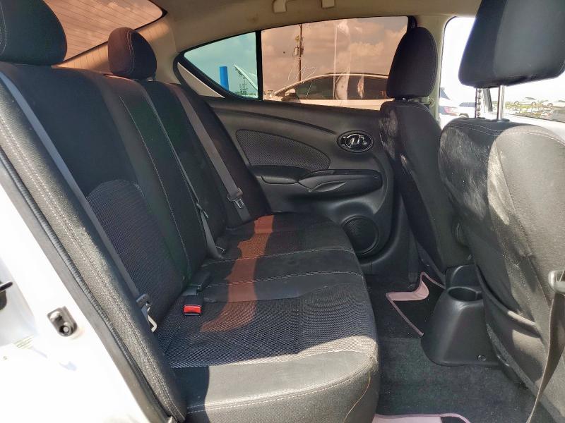 2019 NISSAN VERSA S 3N1CN7AP7KL865317