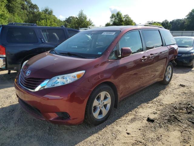 TOYOTA SIENNA LE