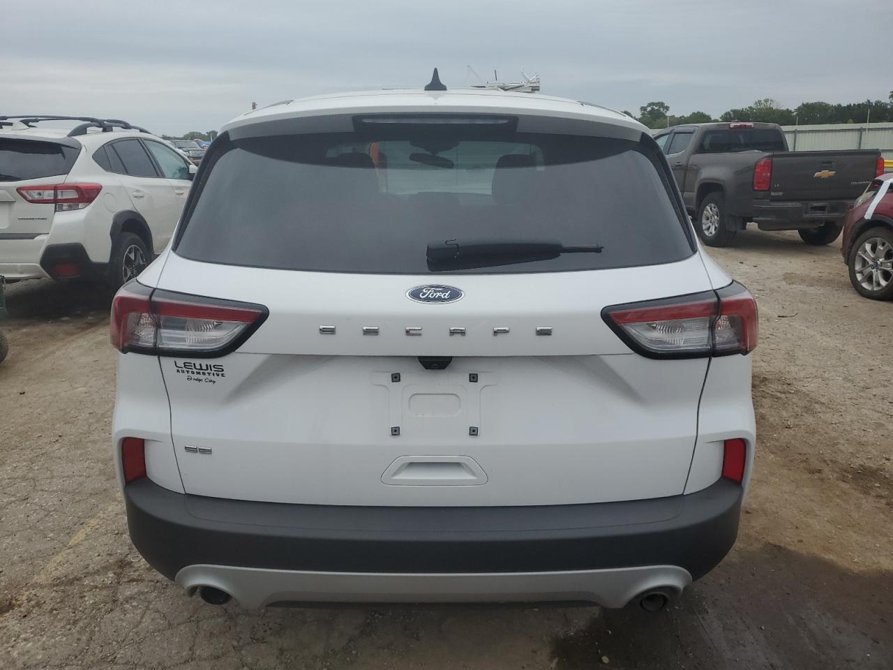 FORD ESCAPE SE
