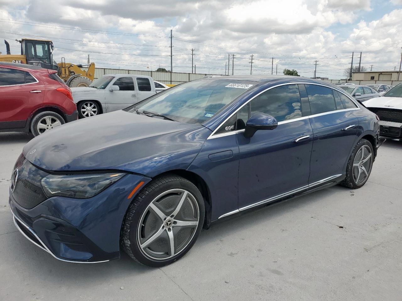 MERCEDES-BENZ EQE 350+