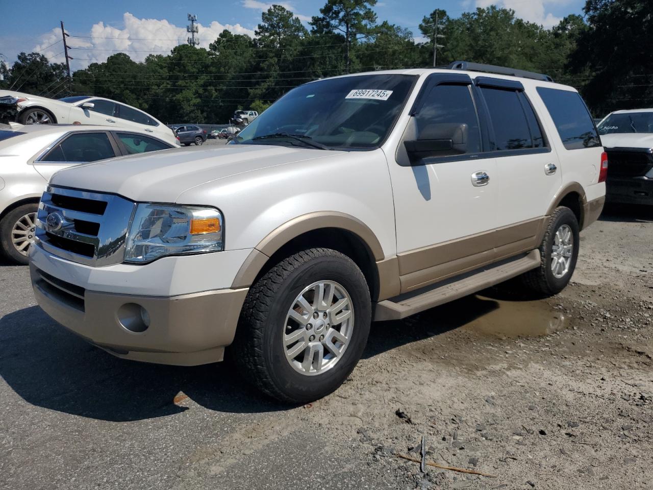  Salvage Ford Expedition