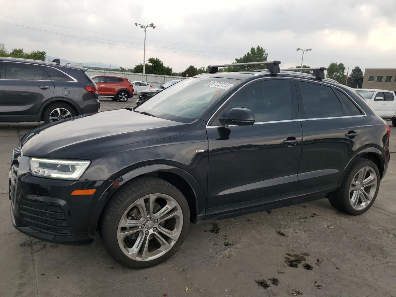 AUDI Q3 PREMIUM PLUS