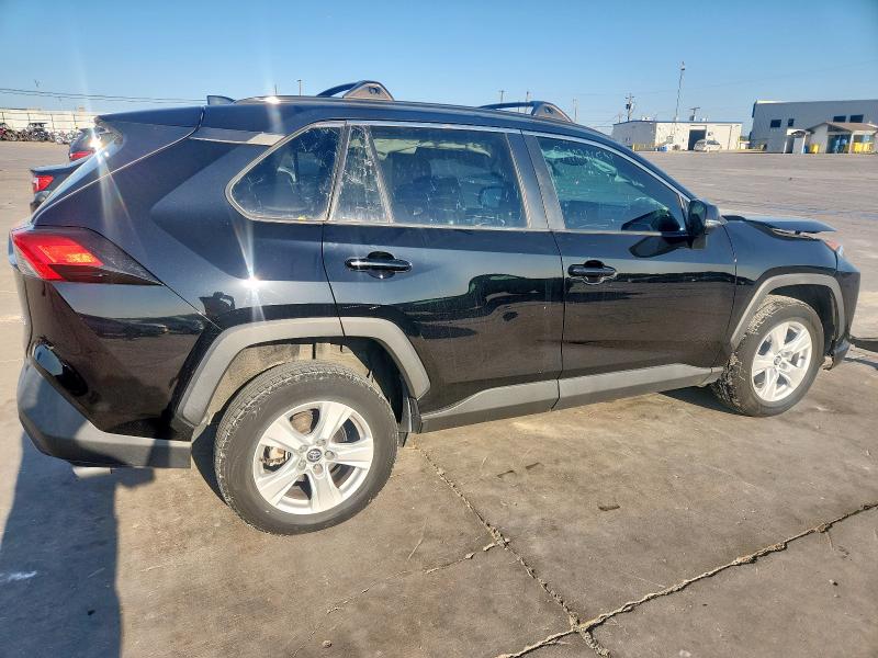 2021 TOYOTA RAV4 XLE - 2T3W1RFV9MC089343