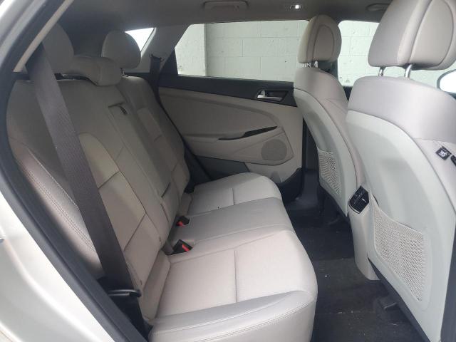 2018 HYUNDAI TUCSON VAL KM8J3CA20JU691856