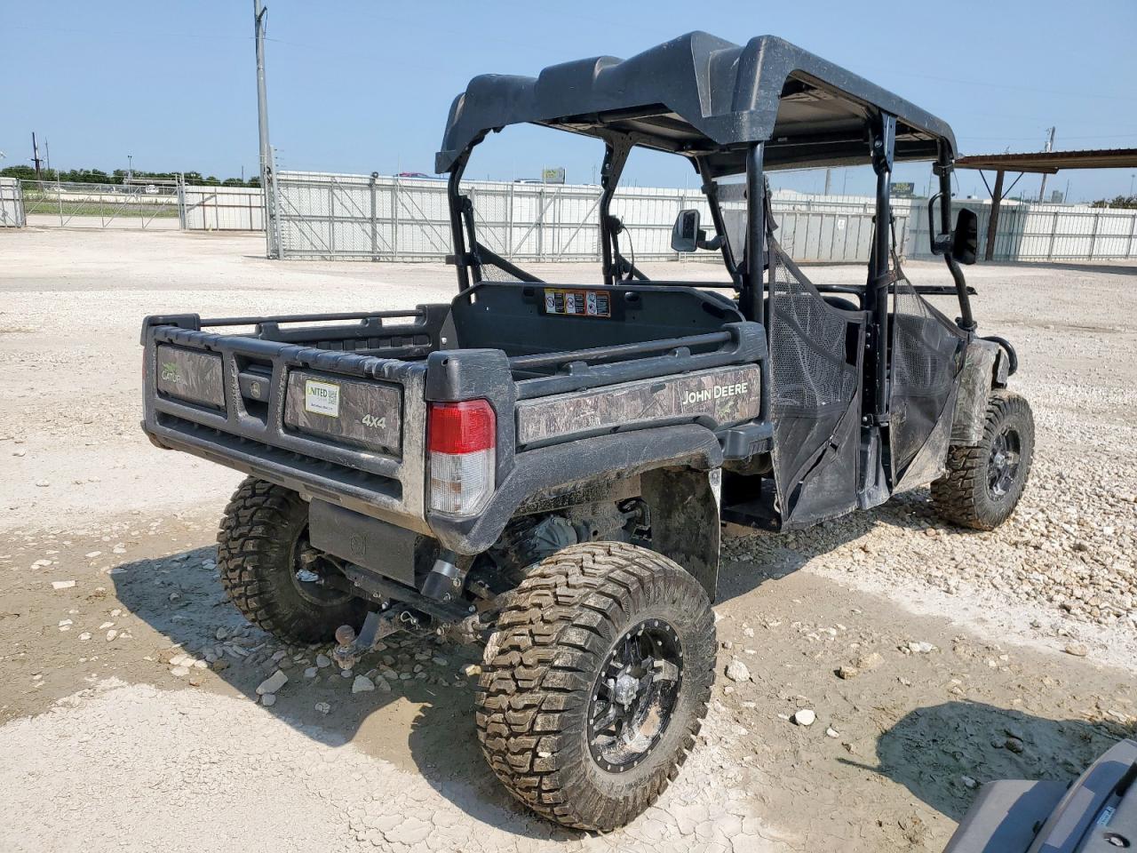 Lot #3311725256 2024 JOHN DEERE XUV825M