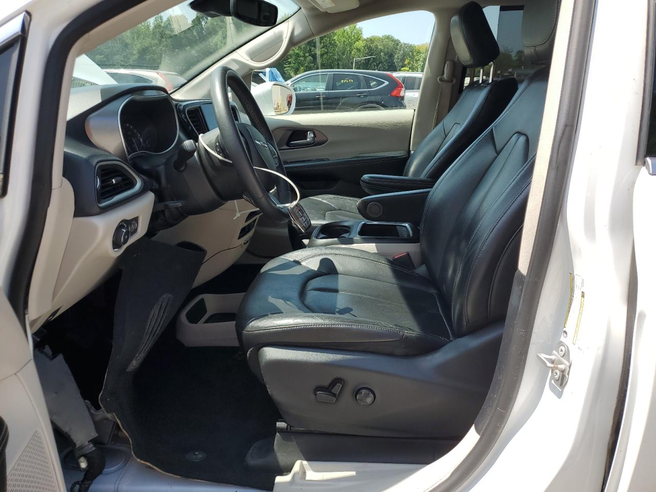 CHRYSLER PACIFICA TOURING L