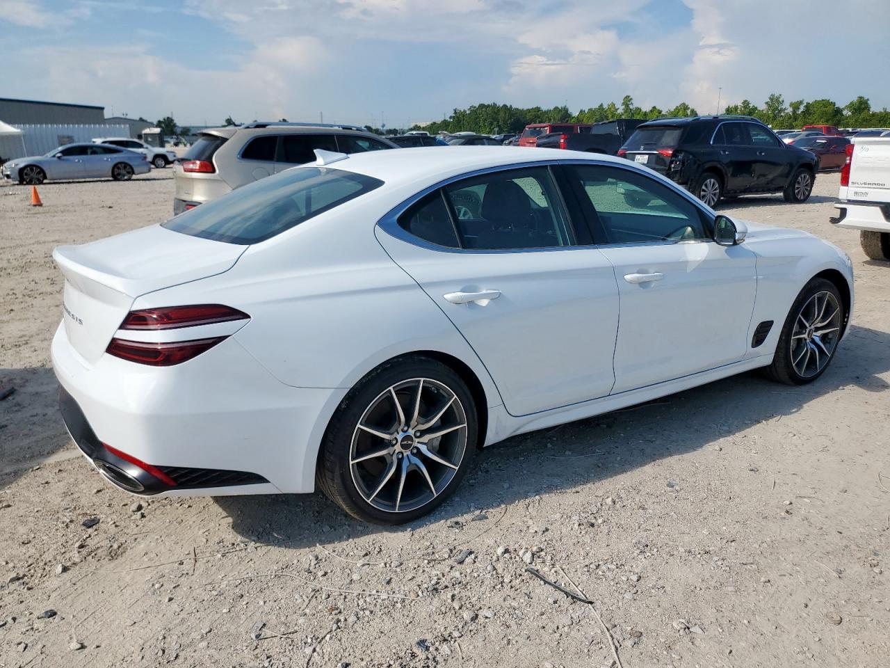 GENESIS G70 BASE