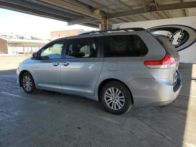2011 TOYOTA SIENNA XLE - 5TDYK3DCXBS131780