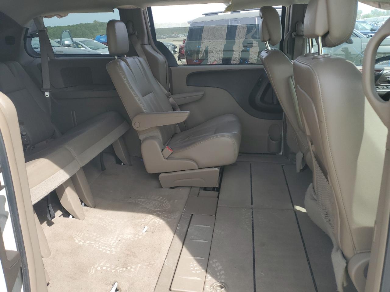 CHRYSLER TOWN & COUNTRY TOURING