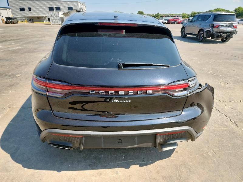 2024 PORSCHE MACAN BASE WP1AA2A51RLB00030