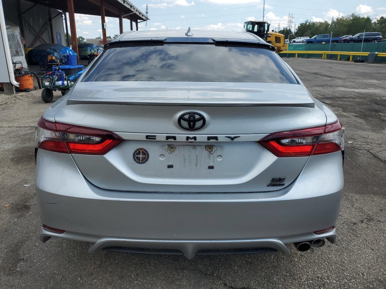 TOYOTA CAMRY SE NIGHT SHADE