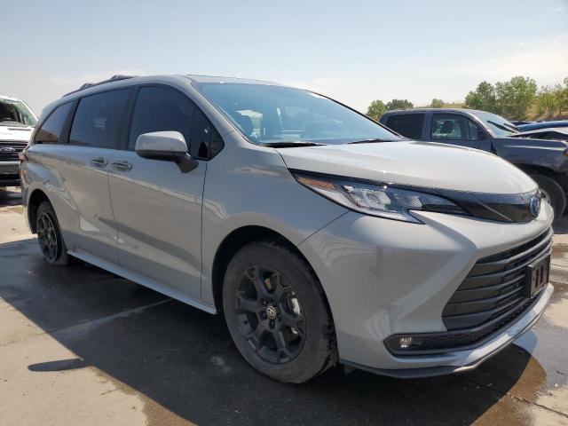 2025 TOYOTA SIENNA XSE - 5TDCSKFC9SS196279