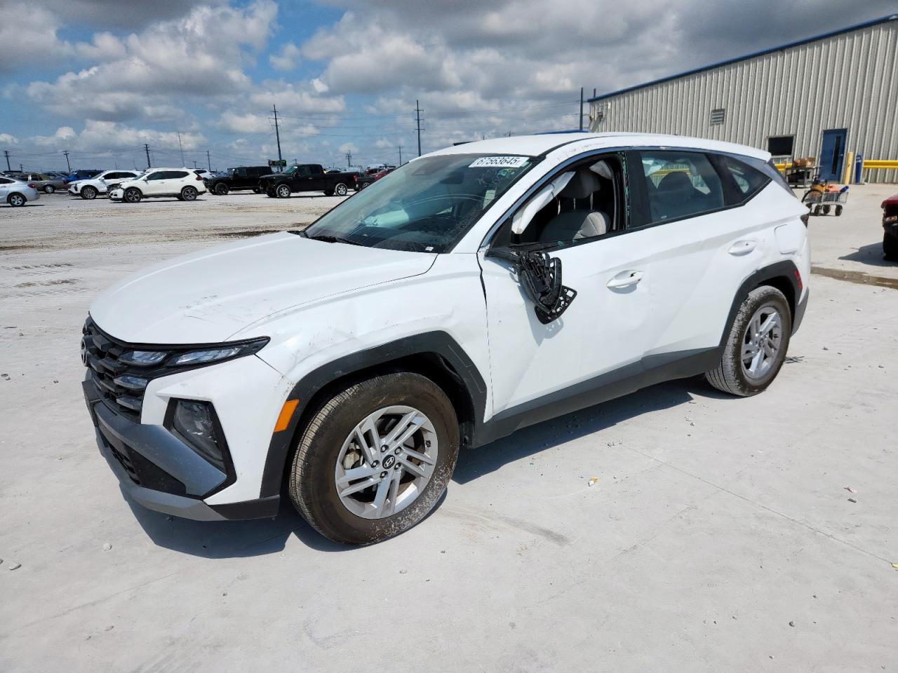 HYUNDAI TUCSON SE