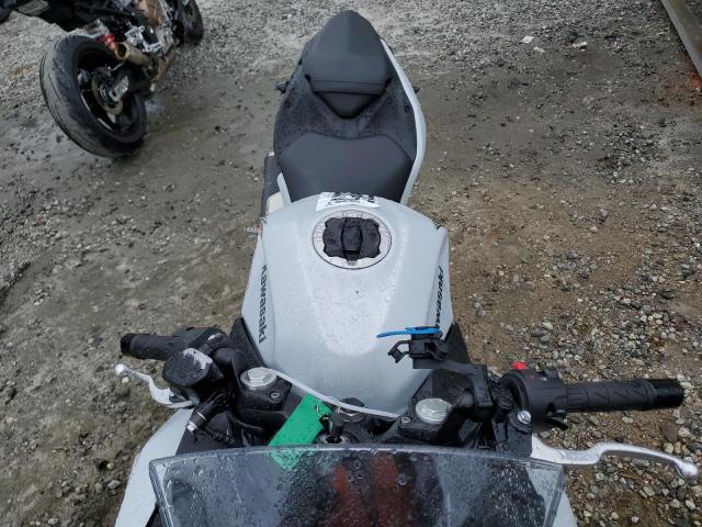 2024 KAWASAKI EX500 ML5EXGG1XRDA25225