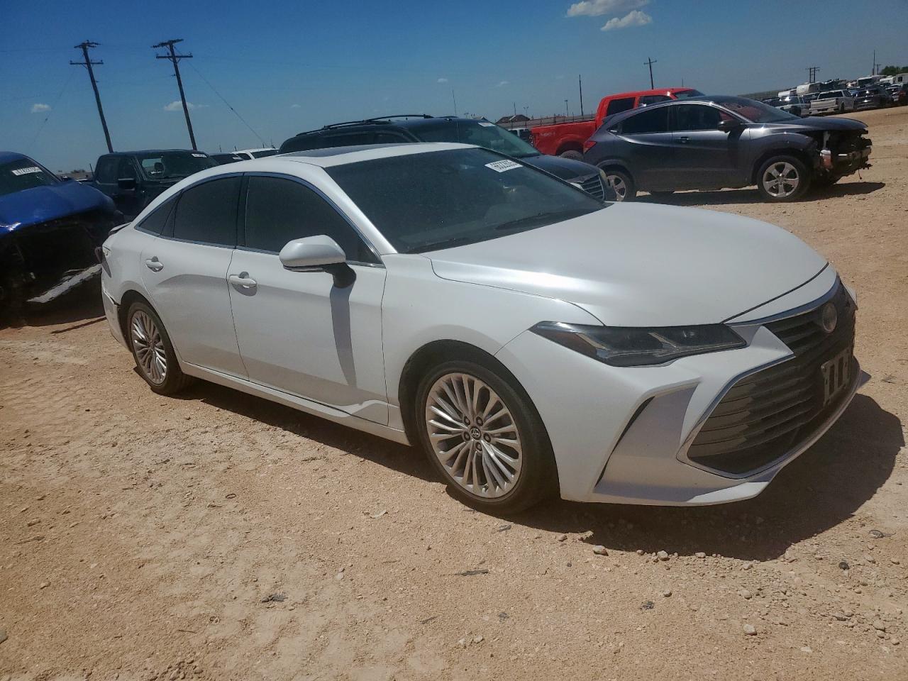 TOYOTA AVALON XLE